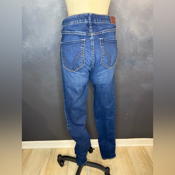 💙Hollister High Rise Super Skinny Jeans💙 - Picture 5 of 10
